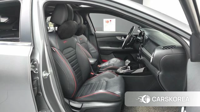 Kia The New K3 2nd generation 2021 Серый из Кореи, фото 2