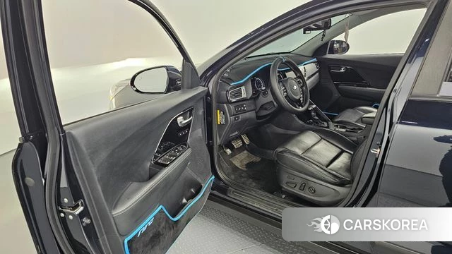 Kia Niro 2018 Синий из Кореи, фото 2