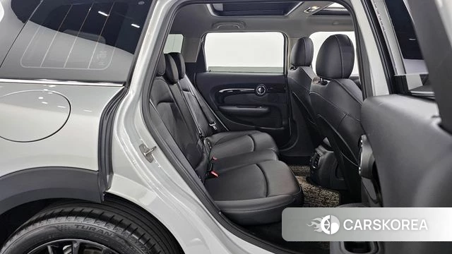 Mini Cooper Clubman 2022 Серебристо-серый из Кореи, фото 2