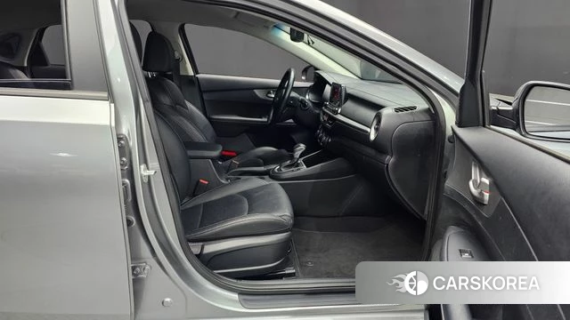 Kia Come New K3 2020 Серебристо-серый из Кореи, фото 2