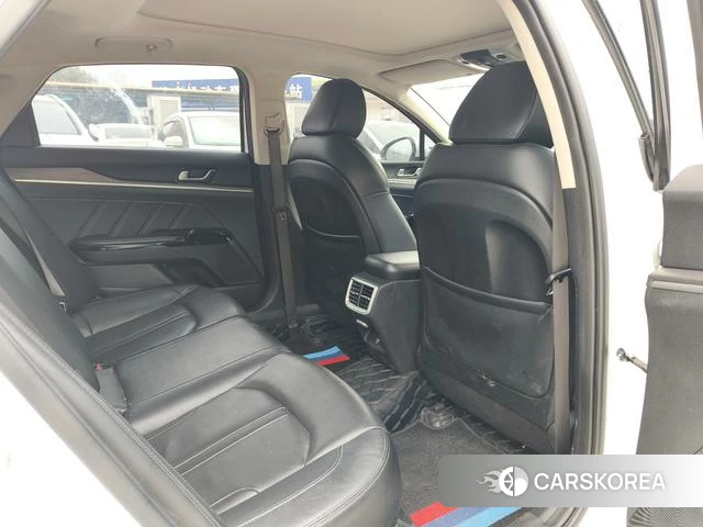 Kia K5 2021 Белый из Китая, фото 2