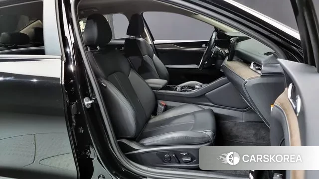 Kia K5 Hybrid 3rd Generation 2022 Черный из Кореи, фото 2