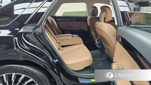 Hyundai Grandeur Hybrid (GN7) 2026 Черный из Кореи, фото 2