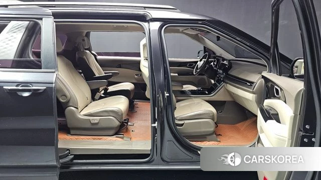 Kia Carnival 4th generation 2021 Серый из Кореи, фото 2