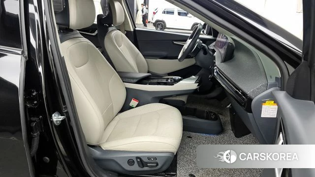 Kia EV6 2023 Черный из Кореи, фото 2