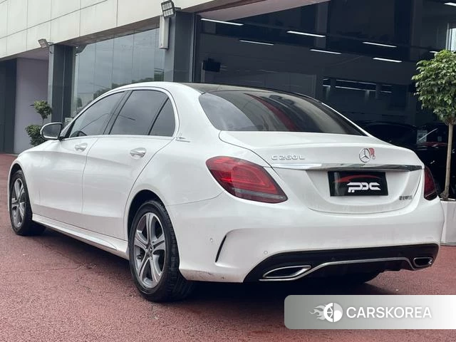 Mercedes-Benz Class C 2021 Белый из Китая, фото 2