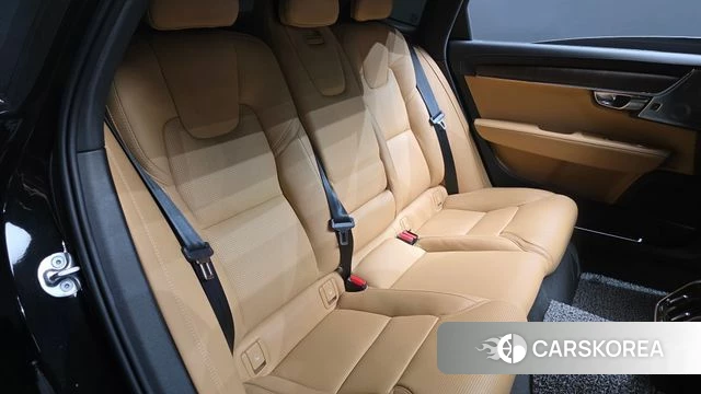 Volvo S90 2022 Черный из Кореи, фото 2