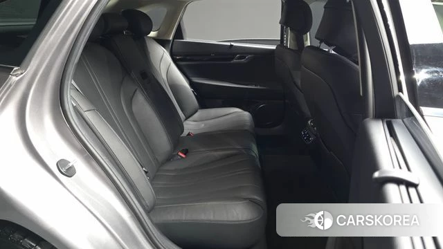 Genesis G80 (RG3) 2020 Серебристо-серый из Кореи, фото 2