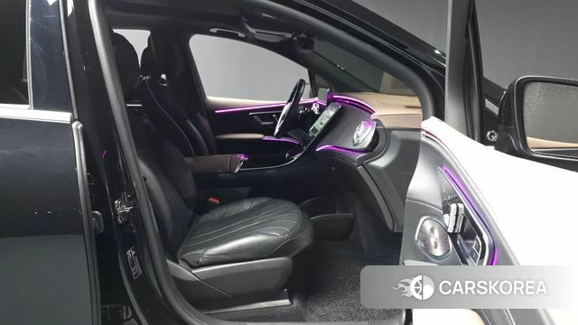 Mercedes-Benz EQS SUV X296 2023 Черный из Кореи, фото 2