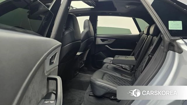 Audi Q8 (4M) 2021 Серебряный из Кореи, фото 2