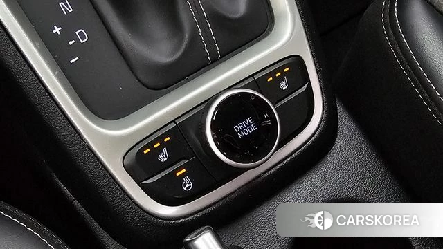 Hyundai Venue 2019 Красный из Кореи, фото 2