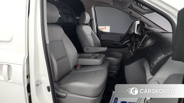 Hyundai The New Grand Starex 2021 Белый из Кореи, фото 2