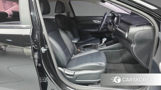 Kia Come New K3 2019 Черный из Кореи, фото 2