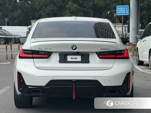 BMW 3 series 2023 Белый из Китая, фото 2