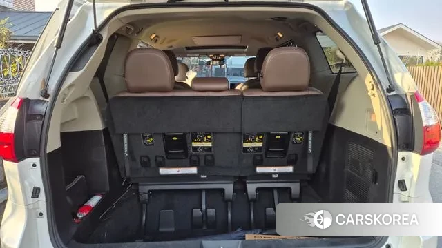 Toyota Sienna 2018 Белый из Кореи, фото 2