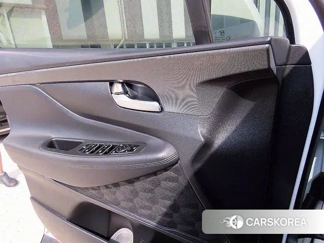 Hyundai The New Santa Fe 2021 Белый из Кореи, фото 2