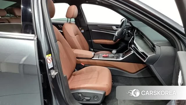 Audi A6 (C8) 2021 Серый из Кореи, фото 2