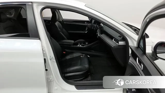 Kia K5 3rd generation 2021 Белый из Кореи, фото 2