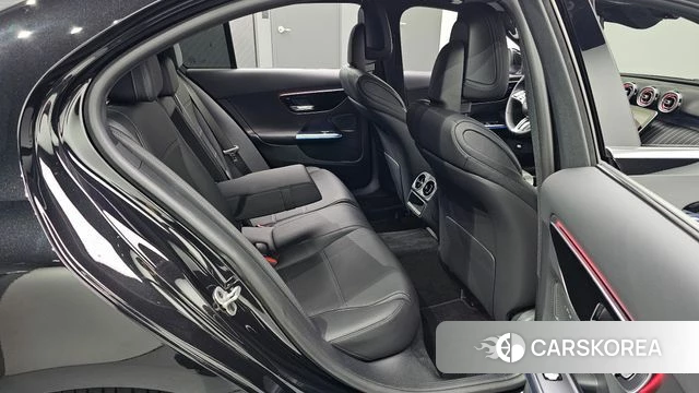 Mercedes-Benz C-Class W206 2025 Черный из Кореи, фото 2