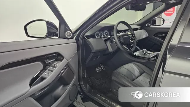 Land Rover Range Rover Evoque 2nd Generation 2025 Серый из Кореи, фото 2