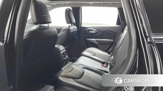 Jeep Cherokee (KL) 2019 Черный из Кореи, фото 2