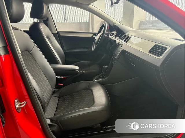 Skoda Xindong 2020 Красный из Китая, фото 2