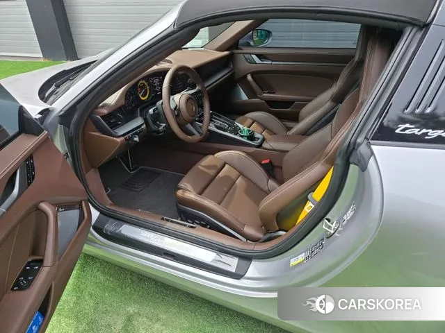 Porsche 911(992) 2024 Серебряный из Кореи, фото 2