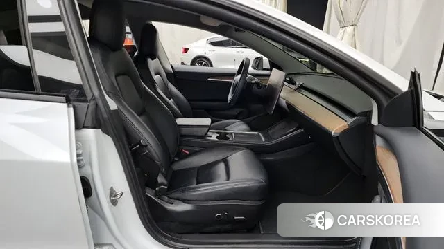 Tesla Model 3 2021 Белый из Кореи, фото 2