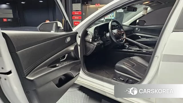 Hyundai Avante (CN7) 2022 Белый из Кореи, фото 2