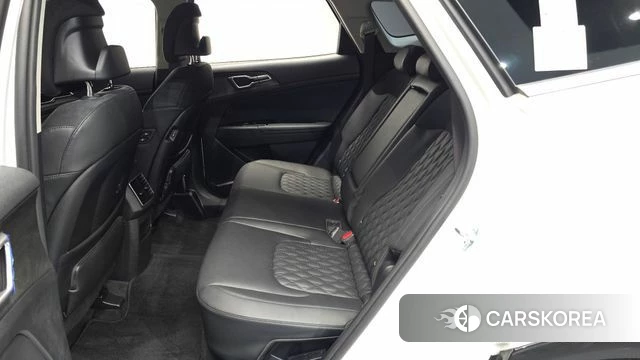 Kia Sportage 5th Generation Hybrid 2024 Белый из Кореи, фото 2