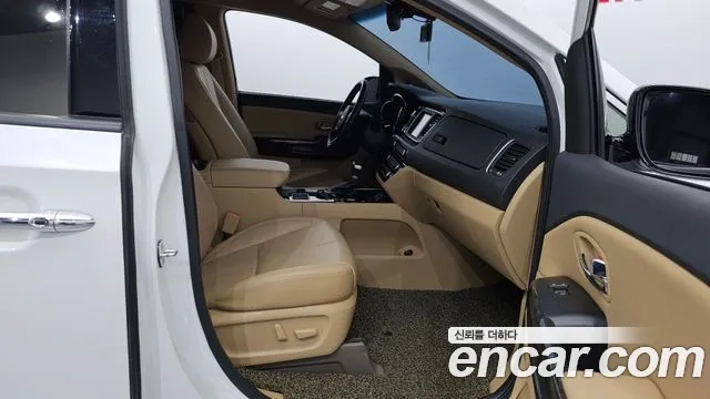 Kia The New Carnival 2019 Белый из Кореи, фото 2