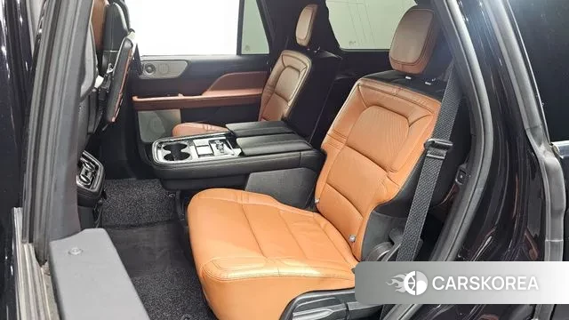 Lincoln Navigator 4th generation 2021 Черный из Кореи, фото 2