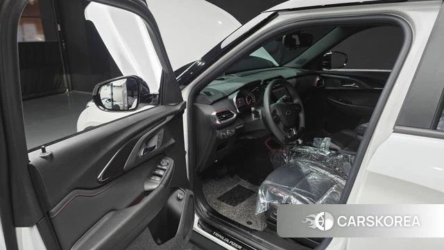 Chevrolet (GM Daewoo) Trailblazer 2022 Белый из Кореи, фото 2