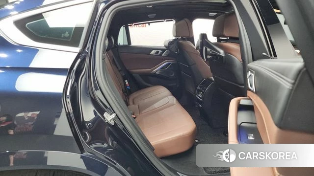 BMW X6 (G06) 2021 Черный из Кореи, фото 2