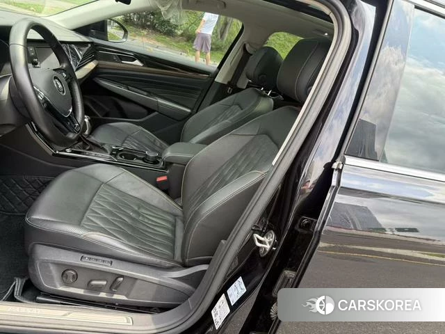 Volkswagen Passat 2020 Черный из Китая, фото 2