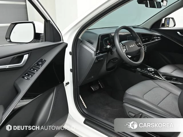 Kia Di Ol Nu Niro 2025 Белый из Кореи, фото 2