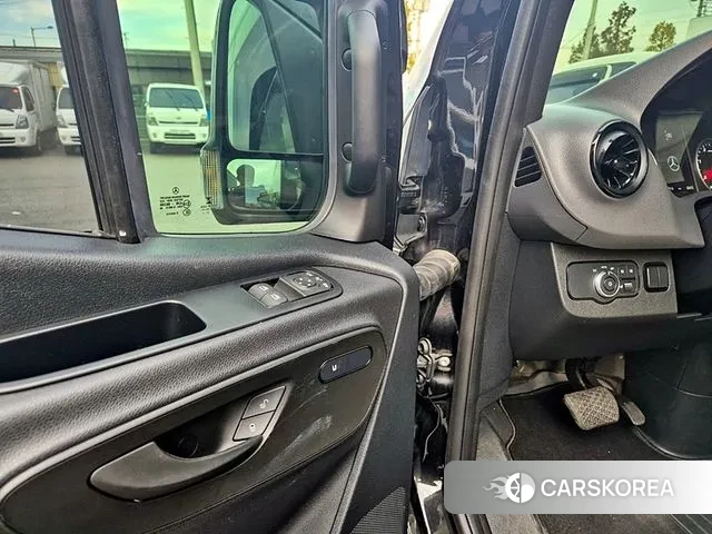 Mercedes-Benz Sprinter 2022 Черный из Кореи, фото 2