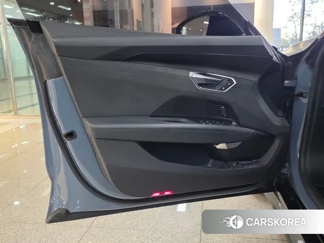 Audi e-Tron GT 2023 Небесно-голубой из Кореи, фото 2