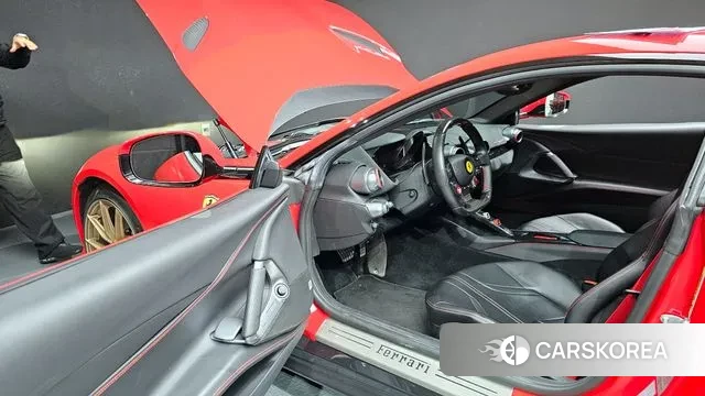 Ferrari 812 Superfast 2018 Красный из Кореи, фото 2