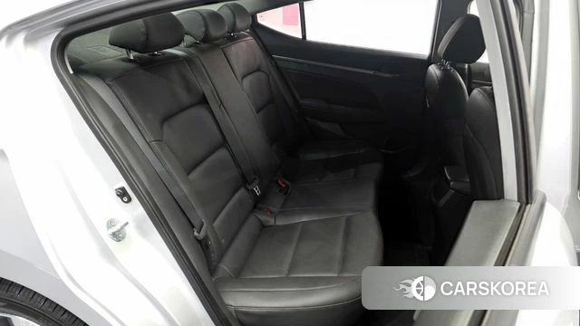 Hyundai Avante AD 2018 Серебряный из Кореи, фото 2