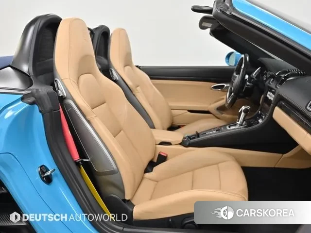 Porsche 718 Boxster 2019 Небесно-голубой из Кореи, фото 2