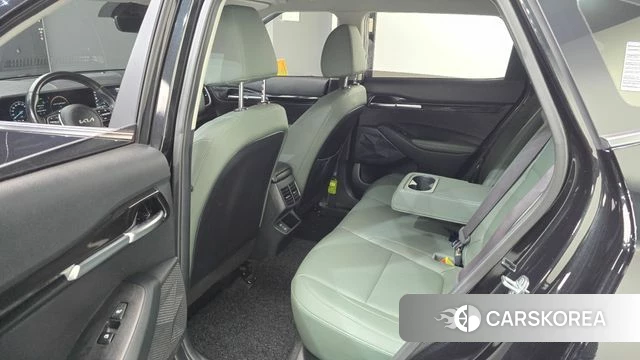 Kia The New Seltos 2022 Черный из Кореи, фото 2