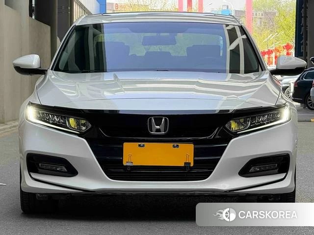 Honda Accord 2019 Белый из Китая, фото 2