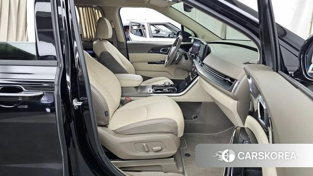 Kia Carnival 4th generation 2023 Черный из Кореи, фото 2