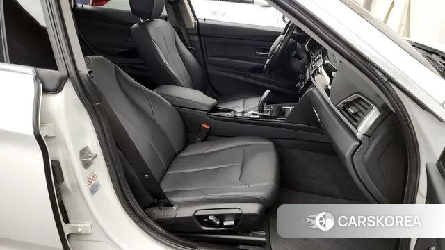 BMW 3 Series GT (F34) 2020 Белый из Кореи, фото 2