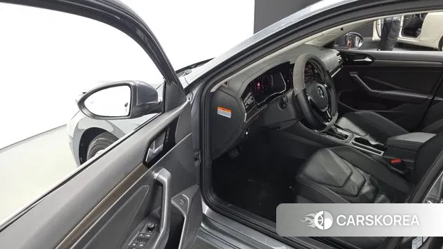 Volkswagen 7th Generation of Jetta 2021 Серый из Кореи, фото 2