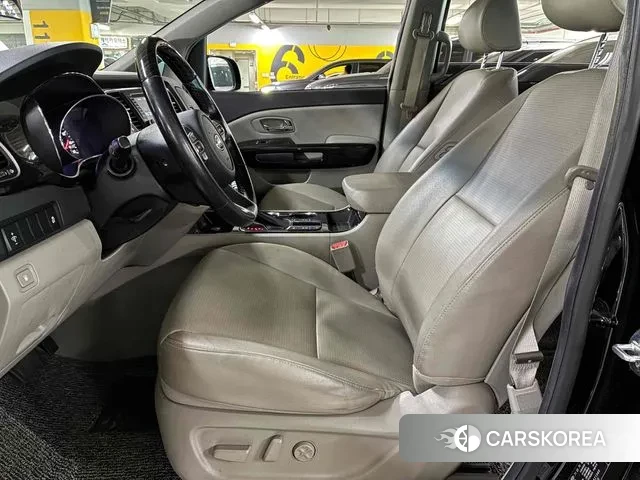 Kia The New Carnival 2019 Черный из Кореи, фото 2