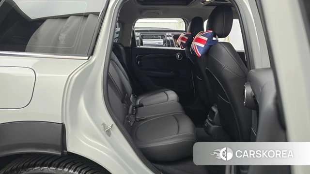 Mini Cooper Countryman 2021 Серебряный из Кореи, фото 2