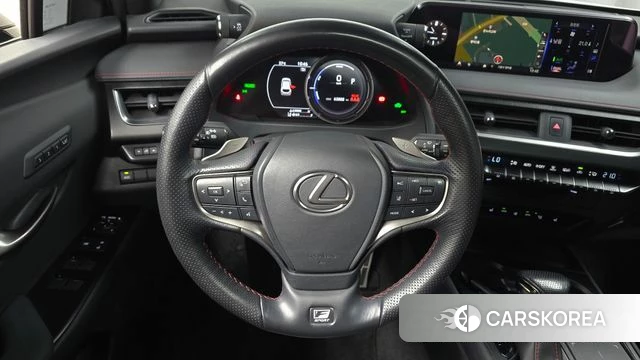 Lexus UX250h 2021 Белый из Кореи, фото 2