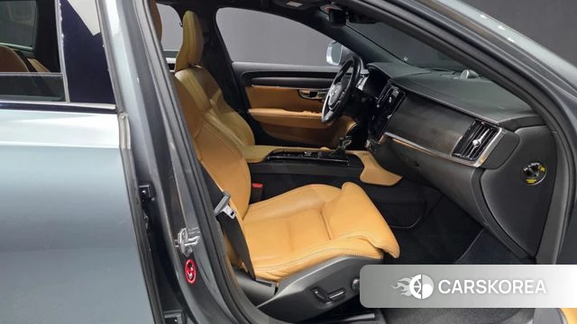 Volvo V90 Cross-Country 2018 Серый из Кореи, фото 2